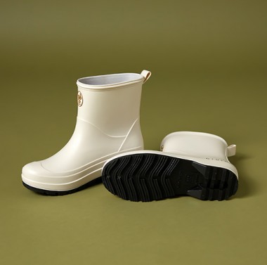 MODERN Ivory